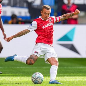 Image post by @azalkmaar on Instagram