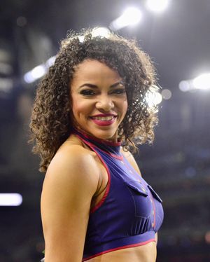 Image post by @texanscheerleaders on Instagram