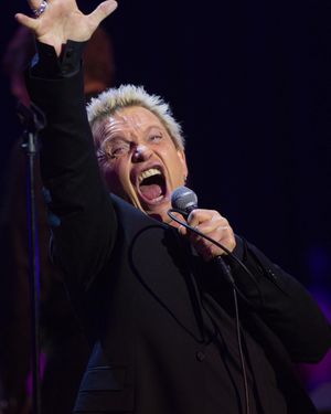 Image post by @billyidol on Instagram