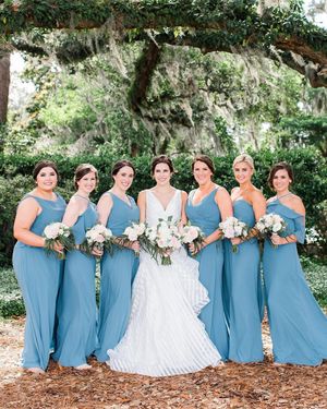 Image post by @theknot on Instagram