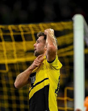 Image post by @blackyellow on Instagram