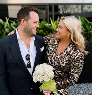 Image post by @theknot on Instagram