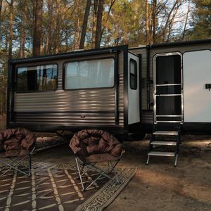 Image post by @c3rvsalesandrentals on Instagram