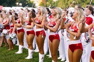 Image post by @uacrimsonettes on Instagram