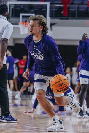 Image post by @ACU_MBB on Twitter