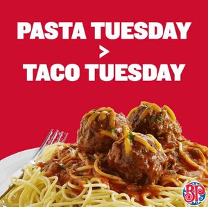 Image post by @bostonpizzabradford on Instagram