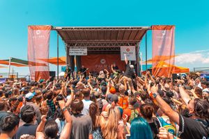 Image post by @vanswarpedtour on Instagram