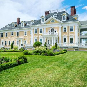 Image post by @christiesrealestate on Instagram