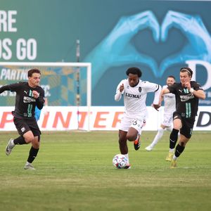 Image post by @lvlightsfc on Instagram