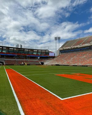 Image post by @ClemsonUniv on Twitter