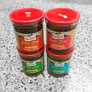 Image post by @triumphpetfood on Instagram
