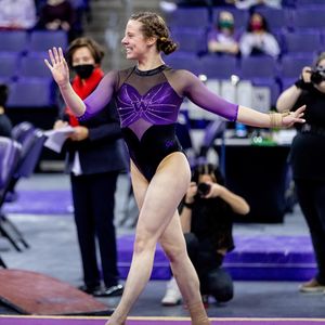 Image post by @uwgymnastics on Instagram
