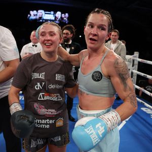 Image post by @MatchroomBoxing on Twitter