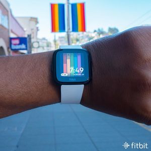 Image post by @fitbit on Instagram