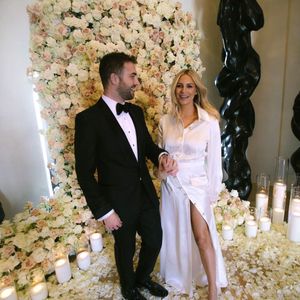 Image post by @theknot on Instagram