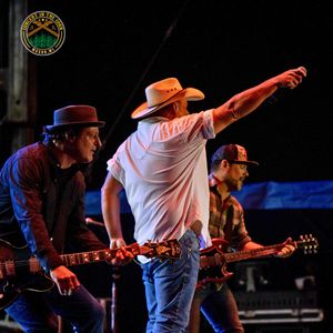 Image post by @concertinthecornwi on Instagram