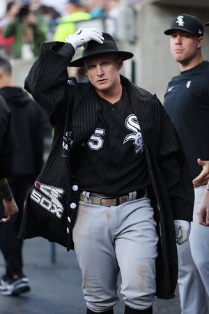 Image post by @loswhitesox on Twitter
