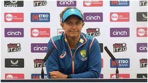 Video post by @cricketcomau on YouTube