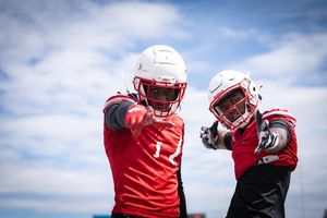 Image post by @suuthunderbirds on Instagram