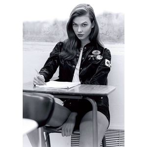 Image post by @karliekloss on Instagram