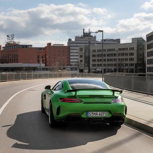 Image post by @mercedesamg on Instagram