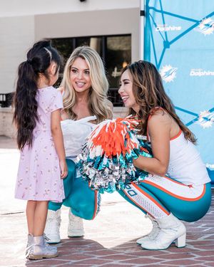 Image post by @dolphinscheer on Instagram