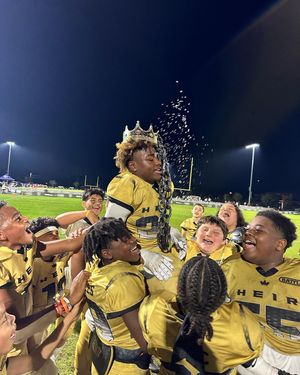 Image post by @heirfootball on Instagram