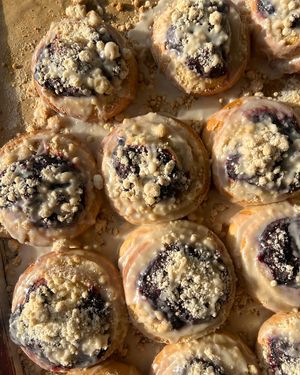 Image post by @goldenrodpastries on Instagram