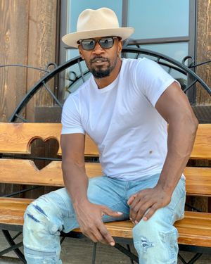Image post by @iamjamiefoxx on Instagram