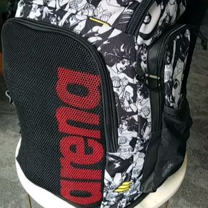Image post by @arenausa on Instagram