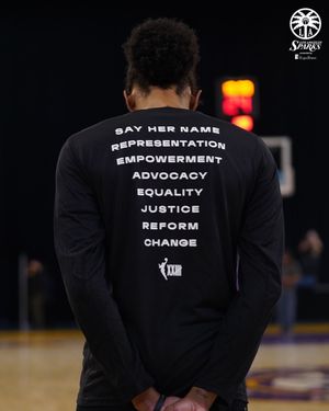 Image post by @la_sparks on Instagram