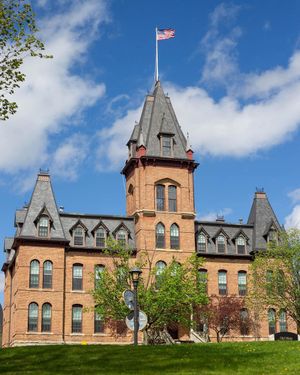 Image post by @stolafcollege on Instagram