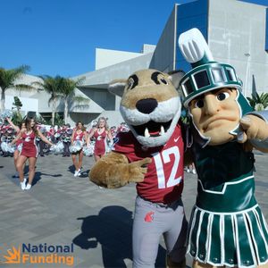 Image post by @holidaybowl on Instagram