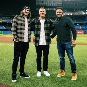 Image post by @BlueJays on Twitter