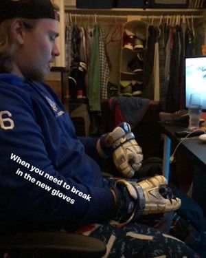 Image post by @washeduplaxbros on Instagram