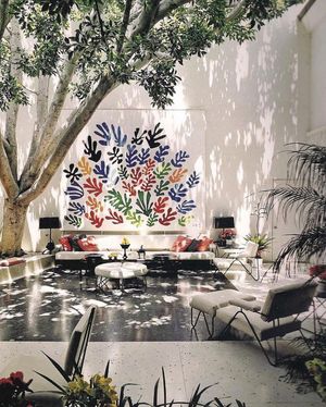 Image post by @loversmondaynyc on Instagram