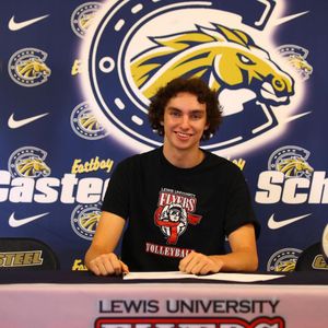 Image post by @casteelcoltsmvb on Instagram