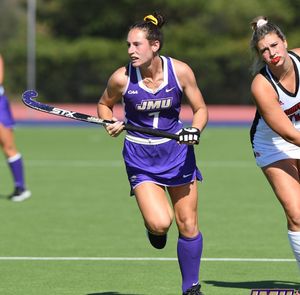 Image post by @jmu_fieldhockey on Instagram