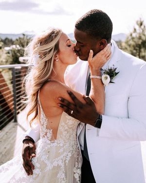 Image post by @theknot on Instagram