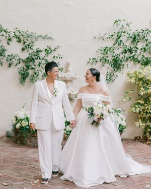 Image post by @theknot on Instagram