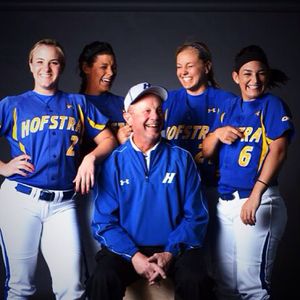 Image post by @hofstrasoftball on Instagram
