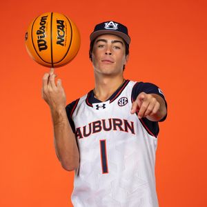 Image post by @auburnbaseball on Instagram