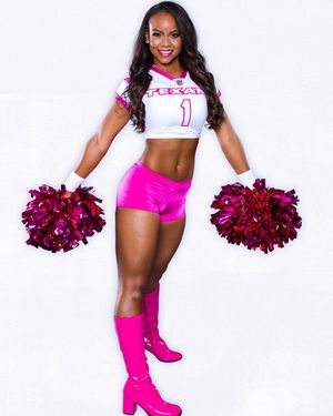 Image post by @texanscheerleaders on Instagram