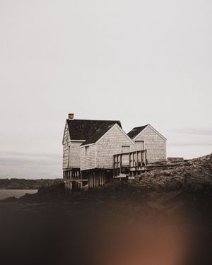 Image post by @themainemag on Instagram