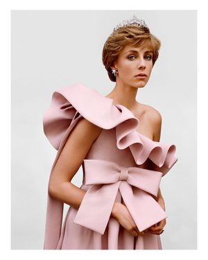 Image post by @maisonvalentino on Instagram