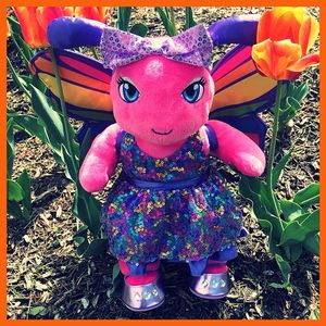 Image post by @buildabear on Instagram