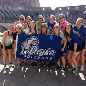 Image post by @drakewbb on Instagram