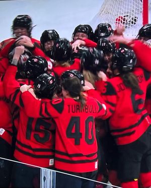 Image post by @cornellwhockey on Instagram