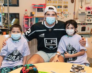 Image post by @LAKings on Facebook