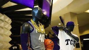 Video post by @tcusuperfrog on YouTube